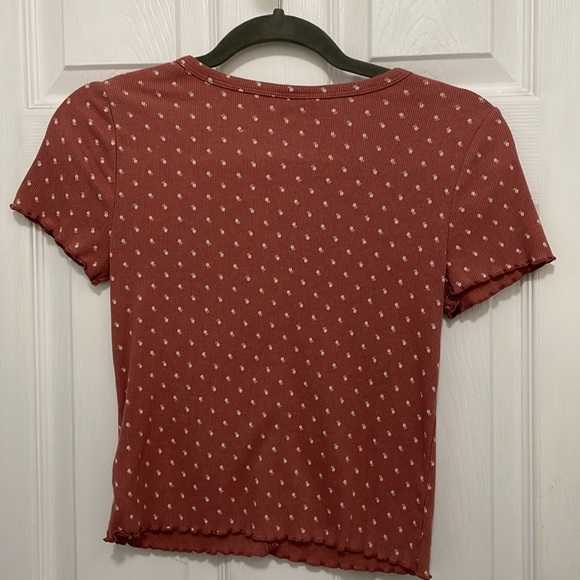 Gap Teen garnet button detail tee - Picture 3 of 4